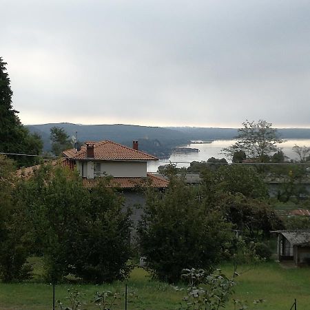 Casale Cadeloro Villa Nebbiuno Luaran gambar