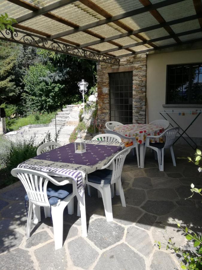Casale Cadeloro Villa Nebbiuno Luaran gambar