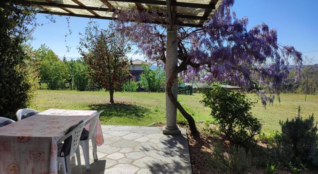 Casale Cadeloro Villa Nebbiuno Bilik gambar
