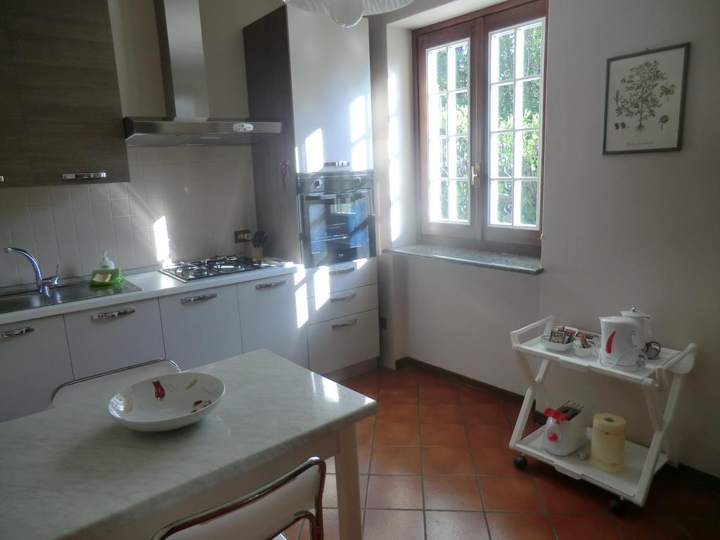 Casale Cadeloro Villa Nebbiuno Luaran gambar