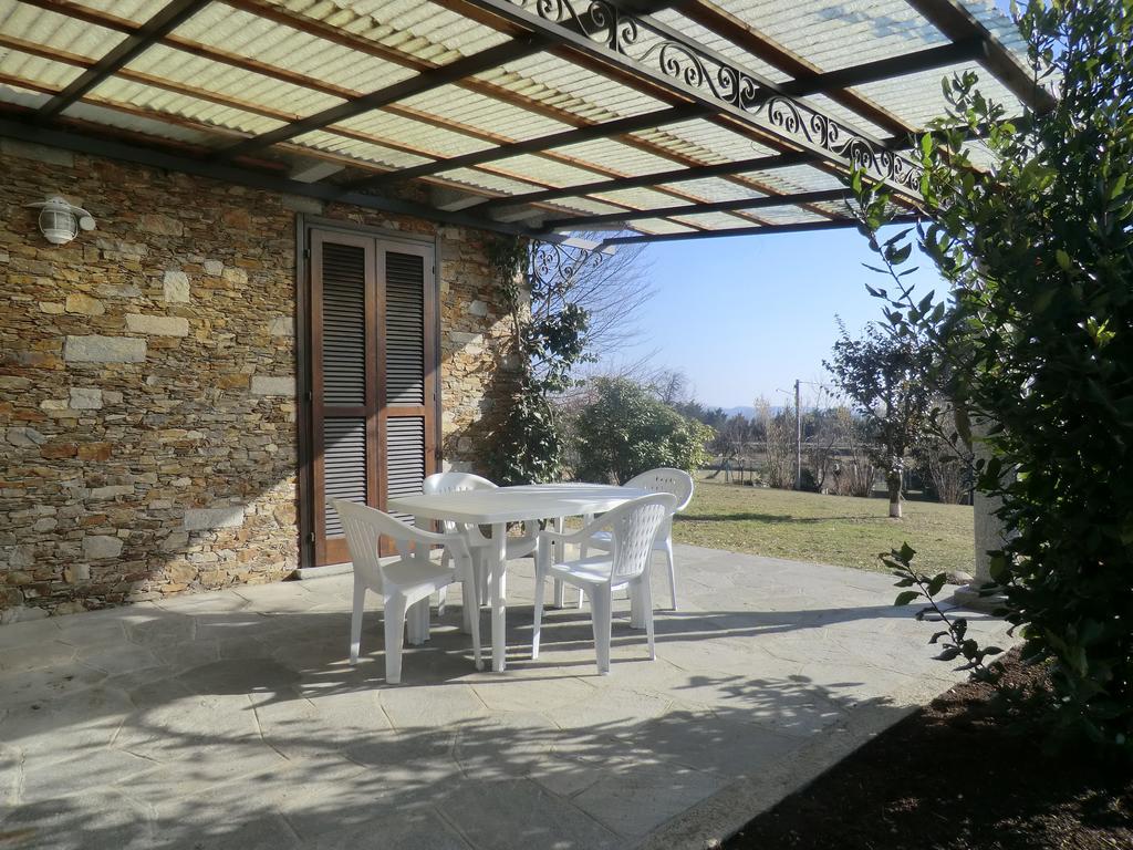 Casale Cadeloro Villa Nebbiuno Luaran gambar