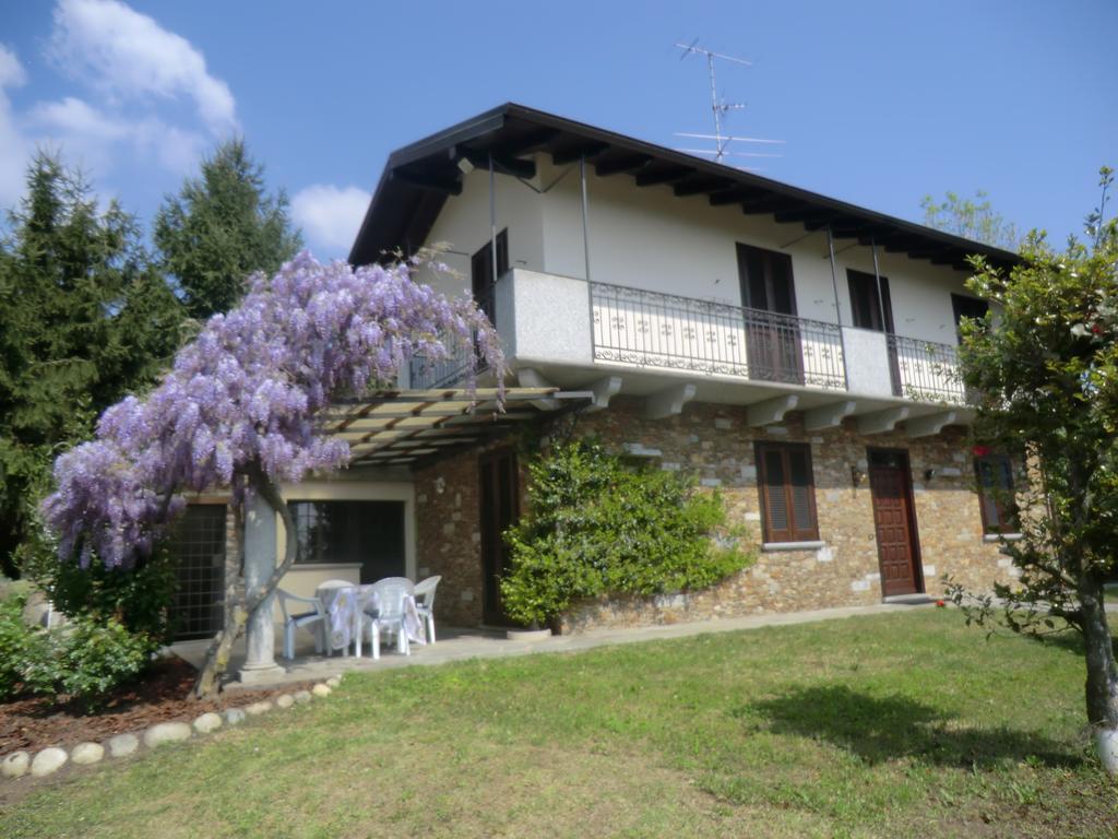 Casale Cadeloro Villa Nebbiuno Luaran gambar