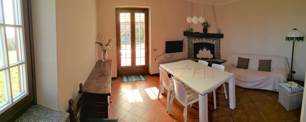 Casale Cadeloro Villa Nebbiuno Luaran gambar