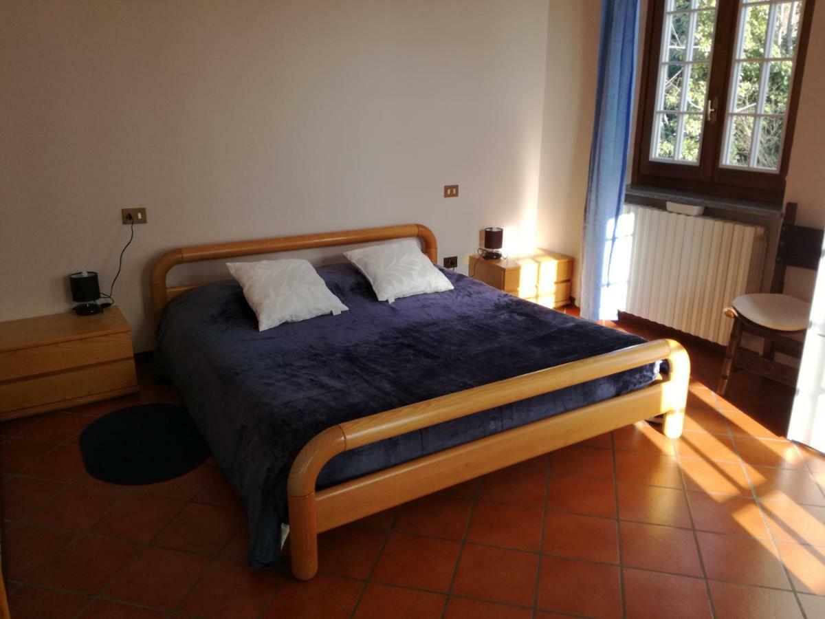 Casale Cadeloro Villa Nebbiuno Luaran gambar